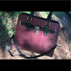 a purse , never used.